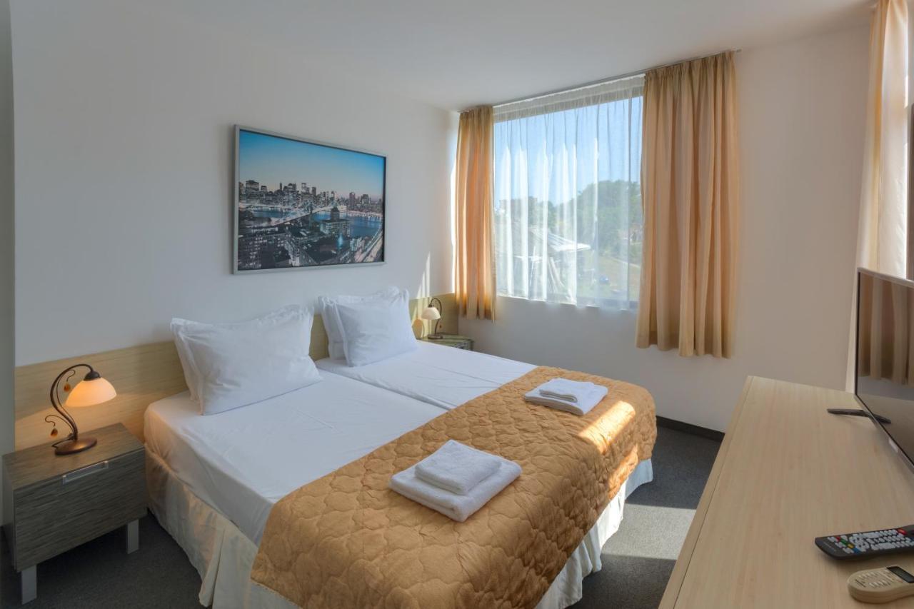 Hotel Odyssey Sozopol Exterior foto